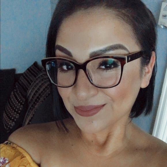 Meet your Posher, Rosaura - Picture 1 of 1